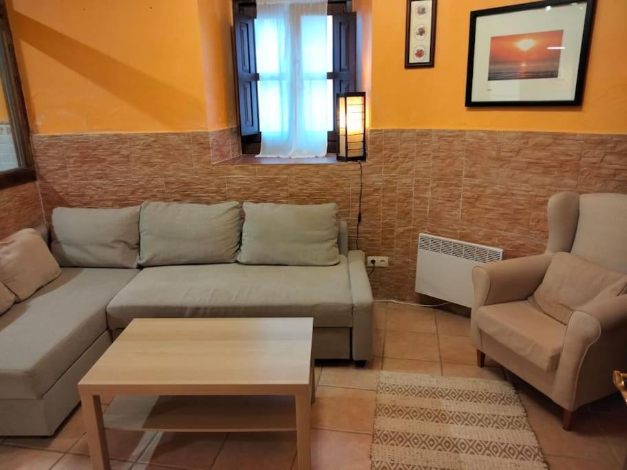 La Casina Roja - Santolaya De Cabranes Villa Arboleya Ngoại thất bức ảnh