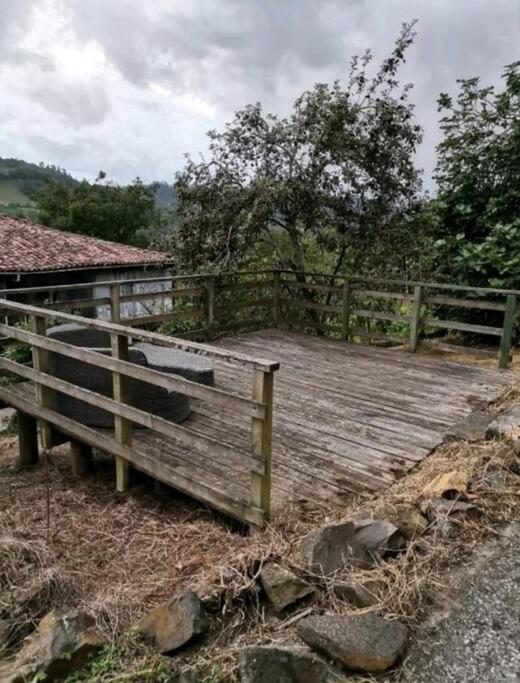 La Casina Roja - Santolaya De Cabranes Villa Arboleya Ngoại thất bức ảnh